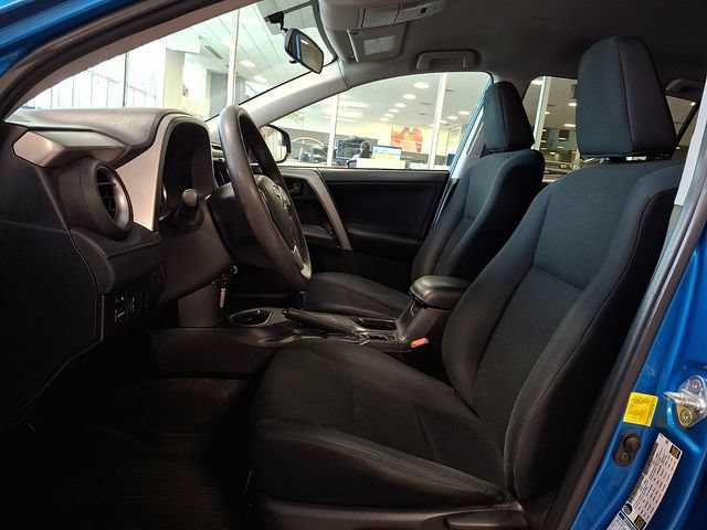 Used 2016 Toyota RAV4 LE AWD/4WD image 15