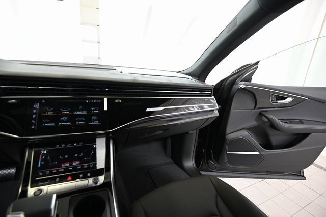 Used 2026 Audi Q8 Premium Plus AWD/4WD image 30