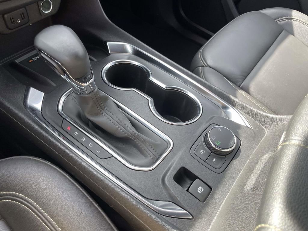 Used 2023 Chevrolet Traverse LT AWD/4WD image 30