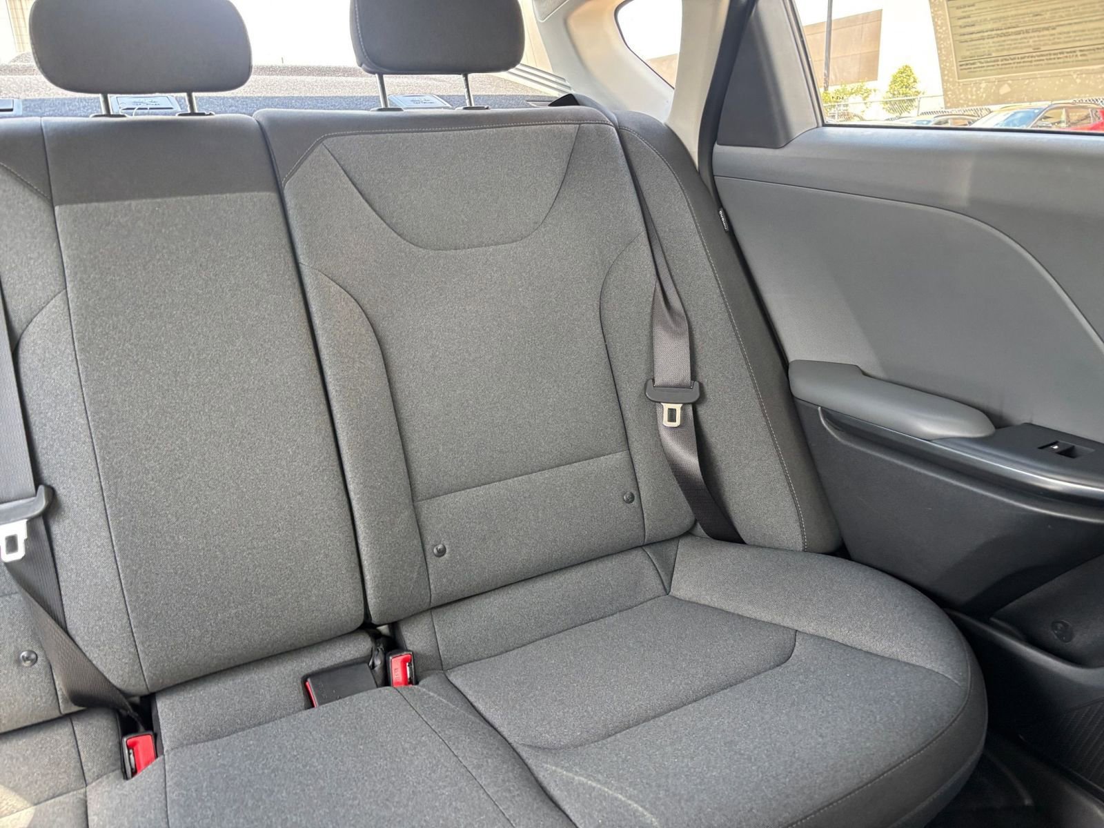Used 2025 Kia K4 FWD image 36