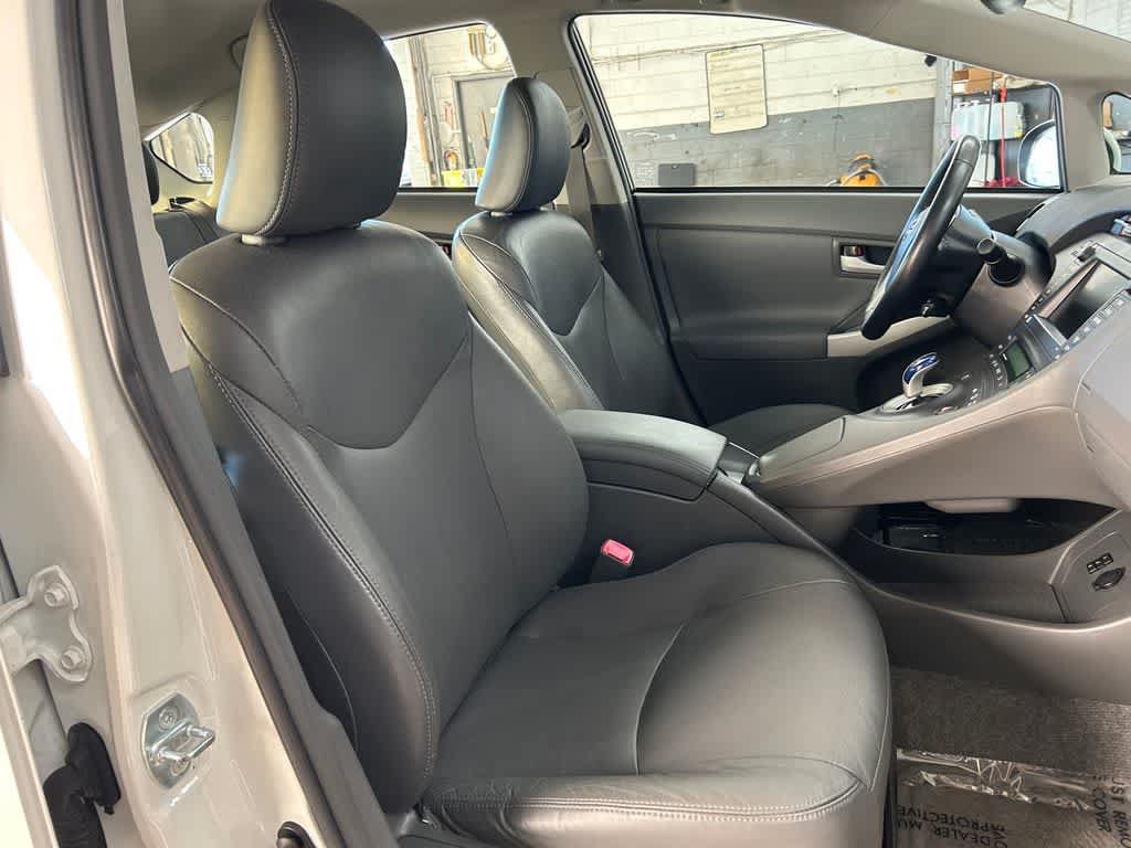 Used 2011 Toyota Prius Four w/ Navigation Pkg FWD image 14