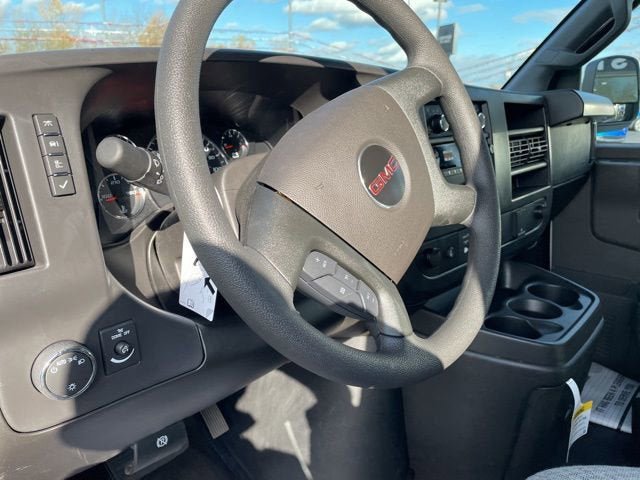 New 2025 GMC Savana 2500 w/ Driver Convenience Package RWD image 23