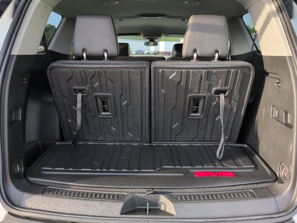 Used 2023 GMC Acadia SLT image 4