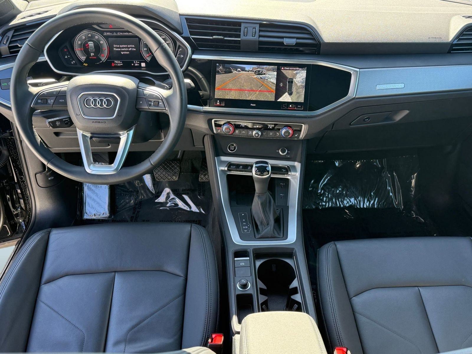 Certified 2025 Audi Q3 2.0T Premium Plus w/ Premium Plus Package image 17