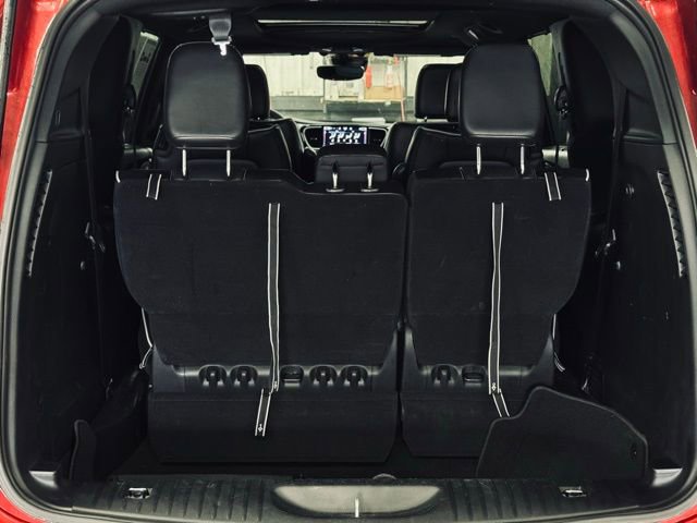 Used 2025 Chrysler Pacifica Limited image 12