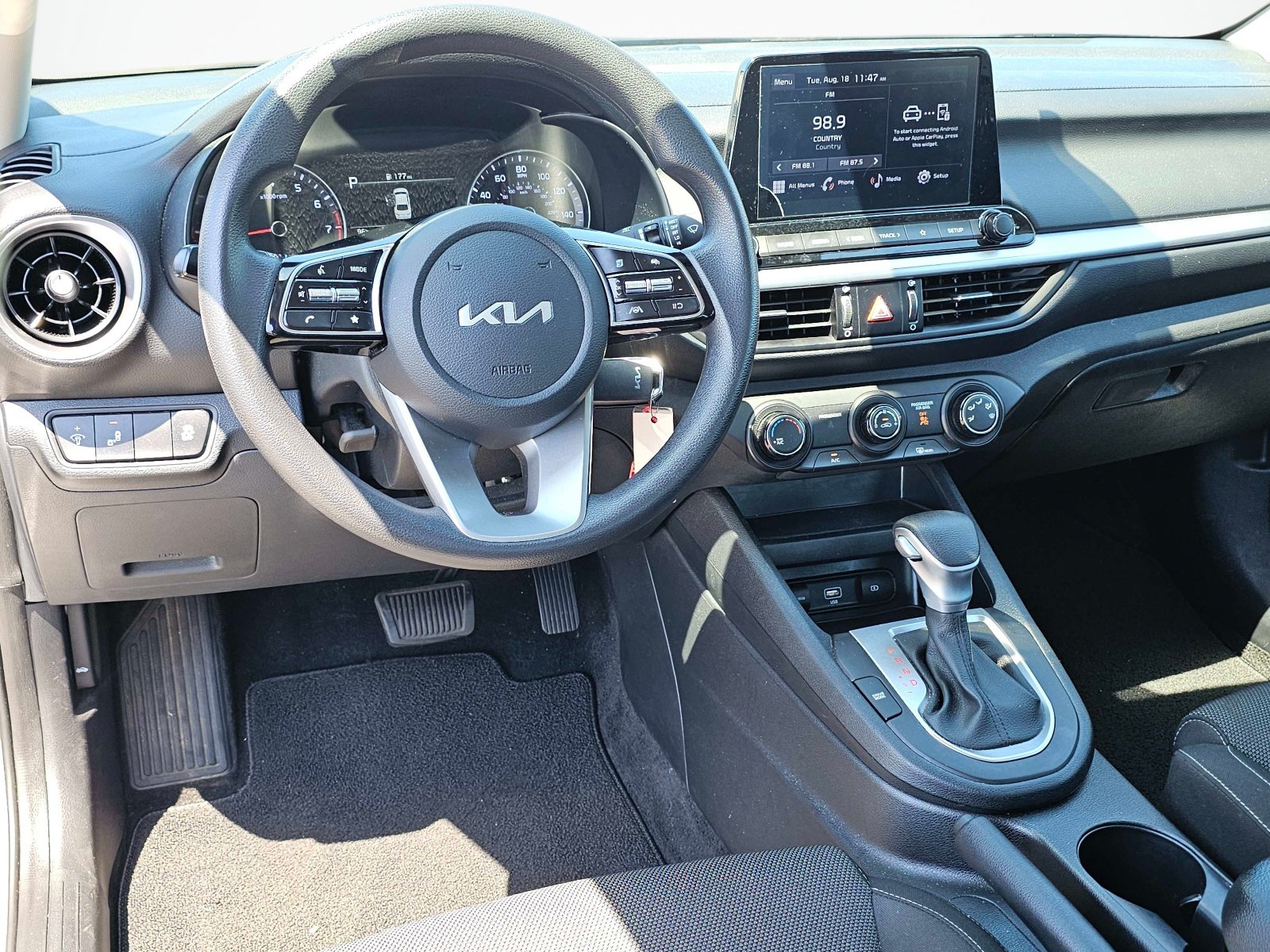 Certified 2024 Kia Forte LXS w/ LXS Technology Package FWD image 30