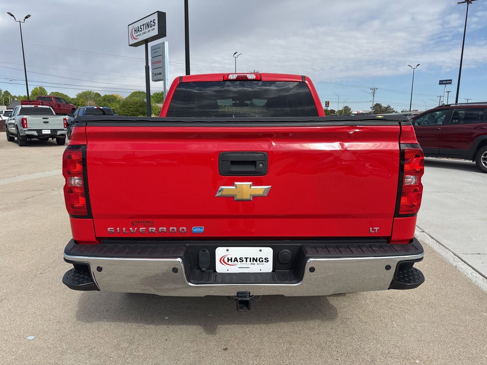 Used 2018 Chevrolet Silverado 1500 LT w/ LT Eassist Package AWD/4WD image 4