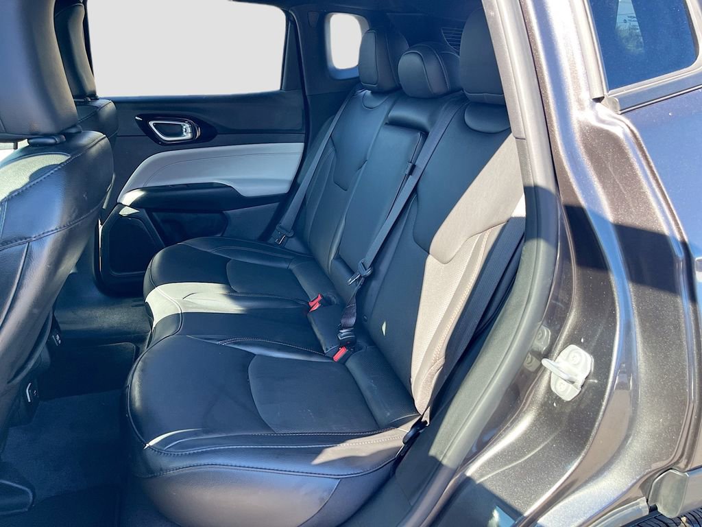 Used 2023 Jeep Compass Limited AWD/4WD image 23