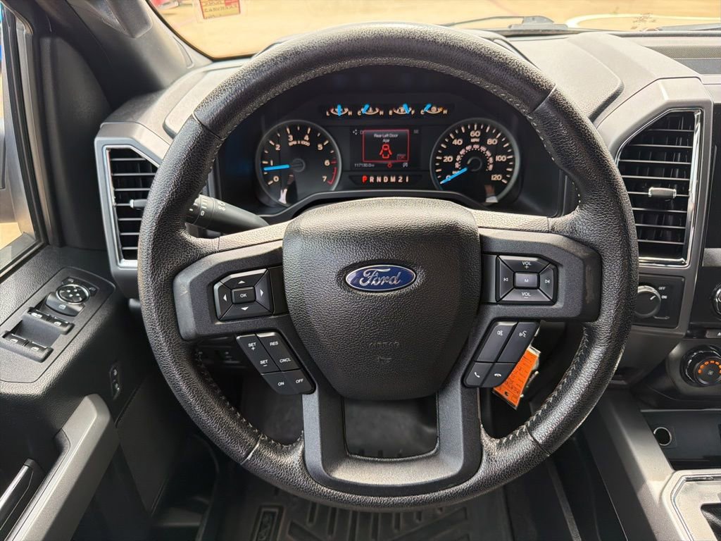 Used 2015 Ford F150 XLT w/ Equipment Group 302A Luxury RWD image 22