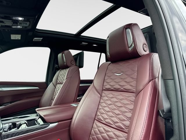 Certified 2025 Cadillac Escalade Sport w/ Touring Package AWD/4WD image 22