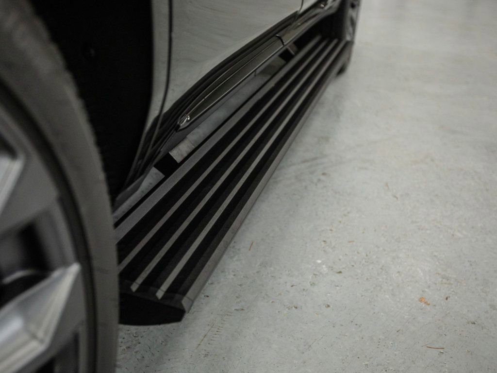 Used 2025 Cadillac Escalade V image 51