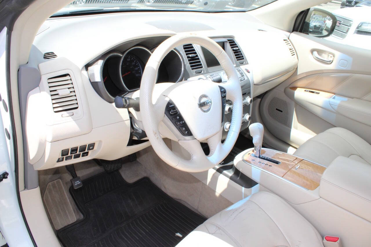 Used 2014 Nissan Murano CrossCabriolet w/ Navigation Package AWD/4WD image 14