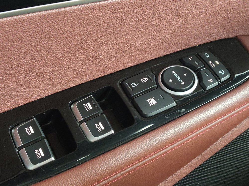 Used 2017 Kia Sorento SX image 27