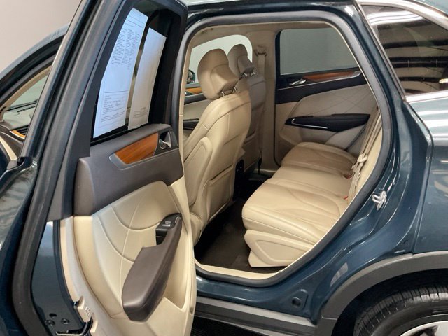 Used 2019 Lincoln MKC Select w/ Select Plus Package AWD/4WD image 18