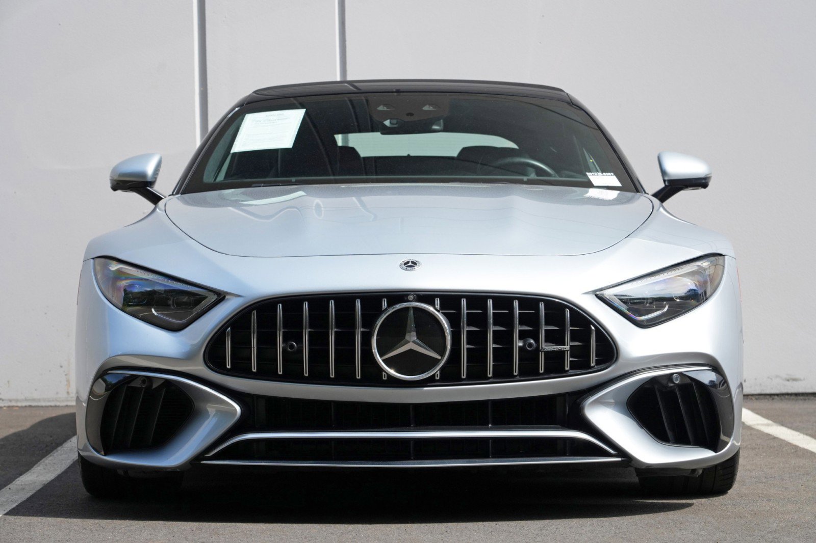 Used 2022 Mercedes-Benz SL 55 AMG 4MATIC w/ Driver Assistance Package image 7