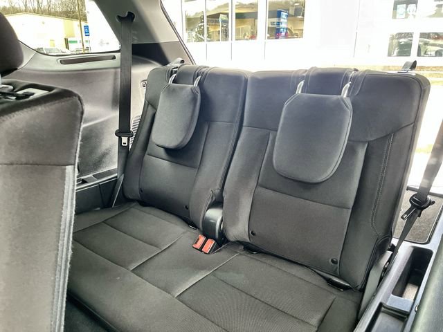 Used 2022 Ford Explorer XLT image 26