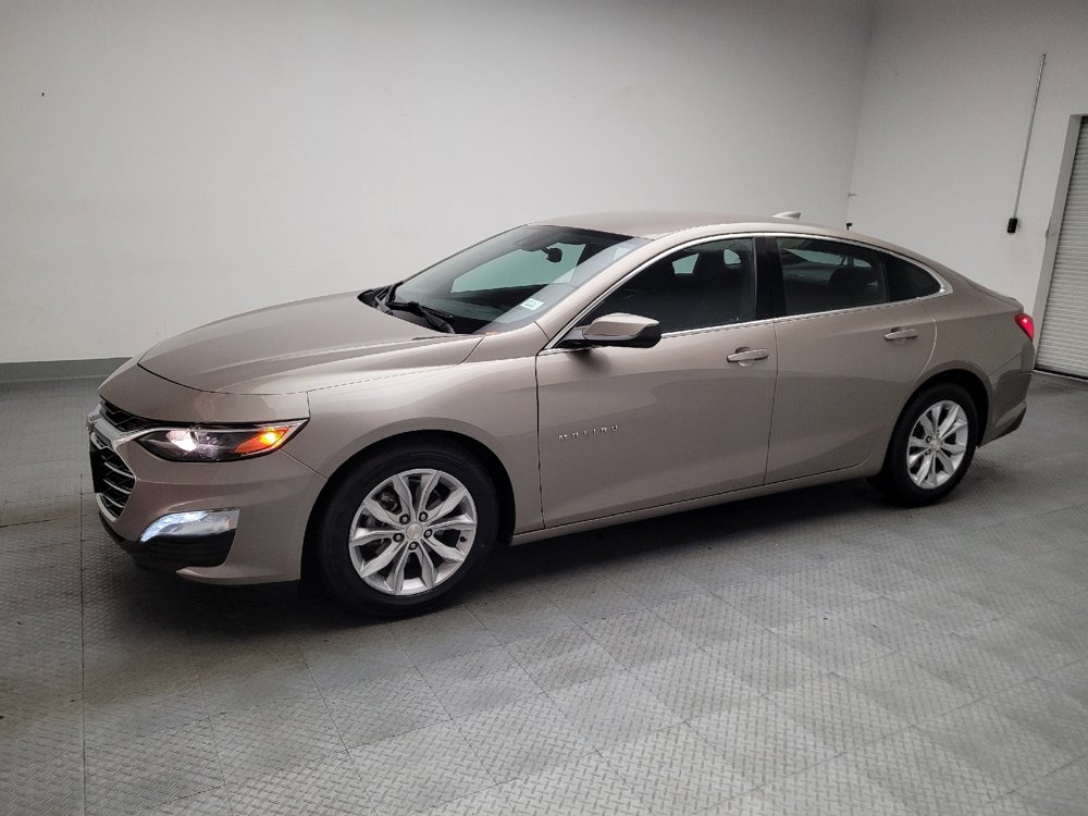 Used 2023 Chevrolet Malibu LT FWD image 2