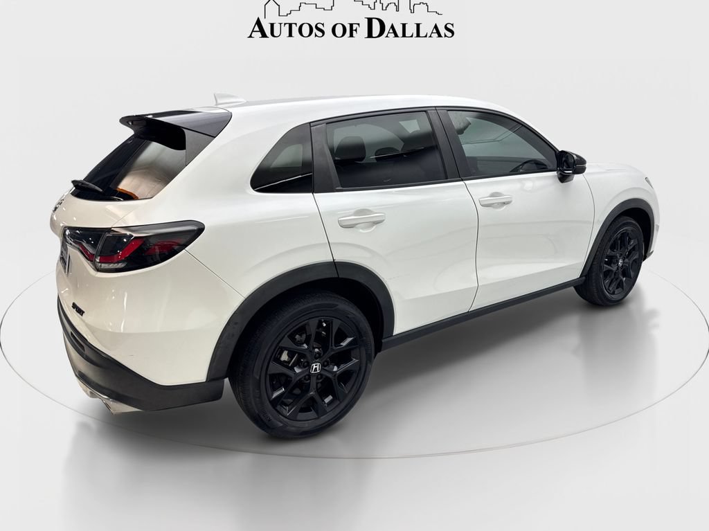 Used 2023 Honda HR-V Sport image 12