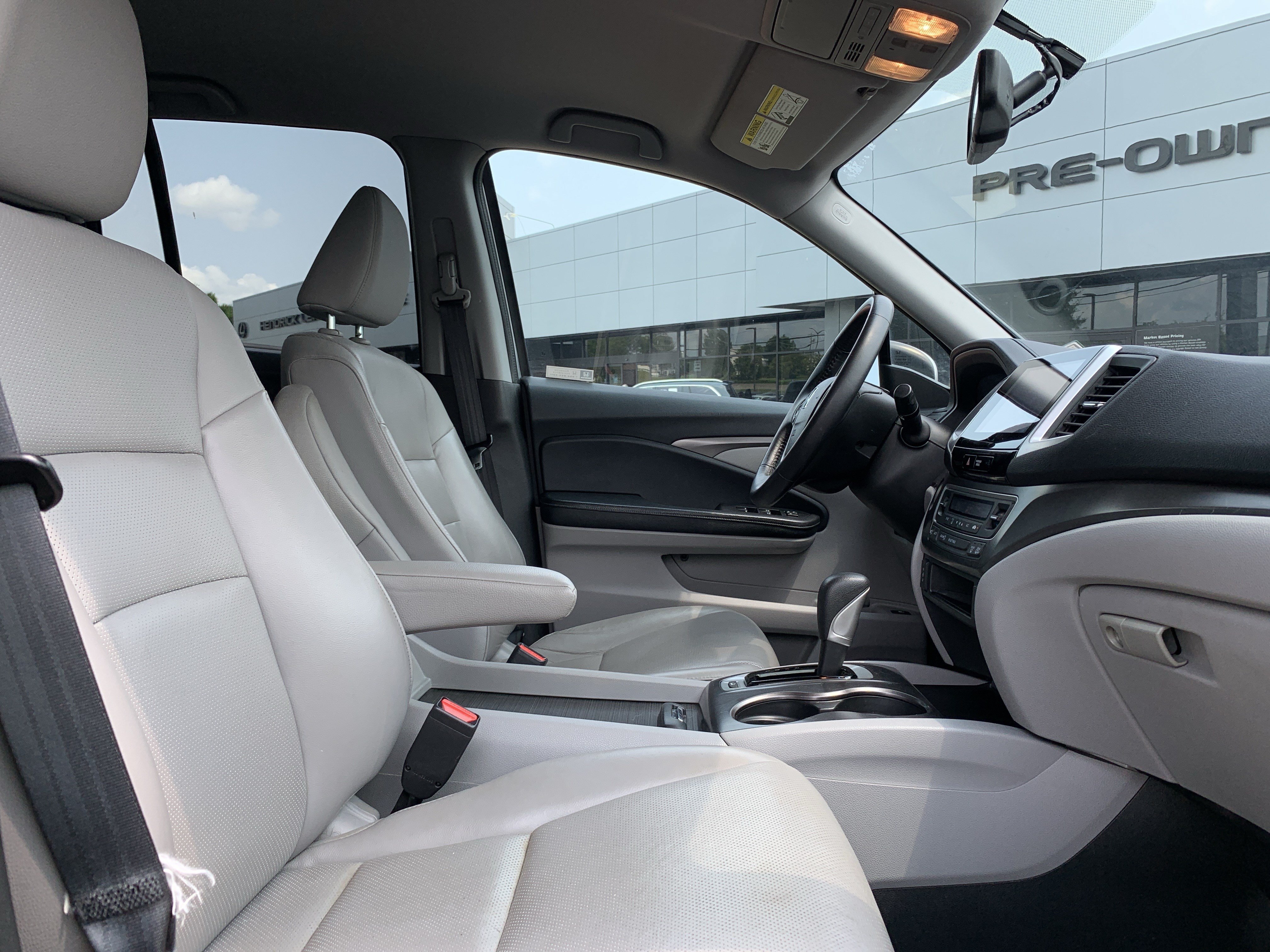 Used 2018 Honda Ridgeline RTL-T image 35