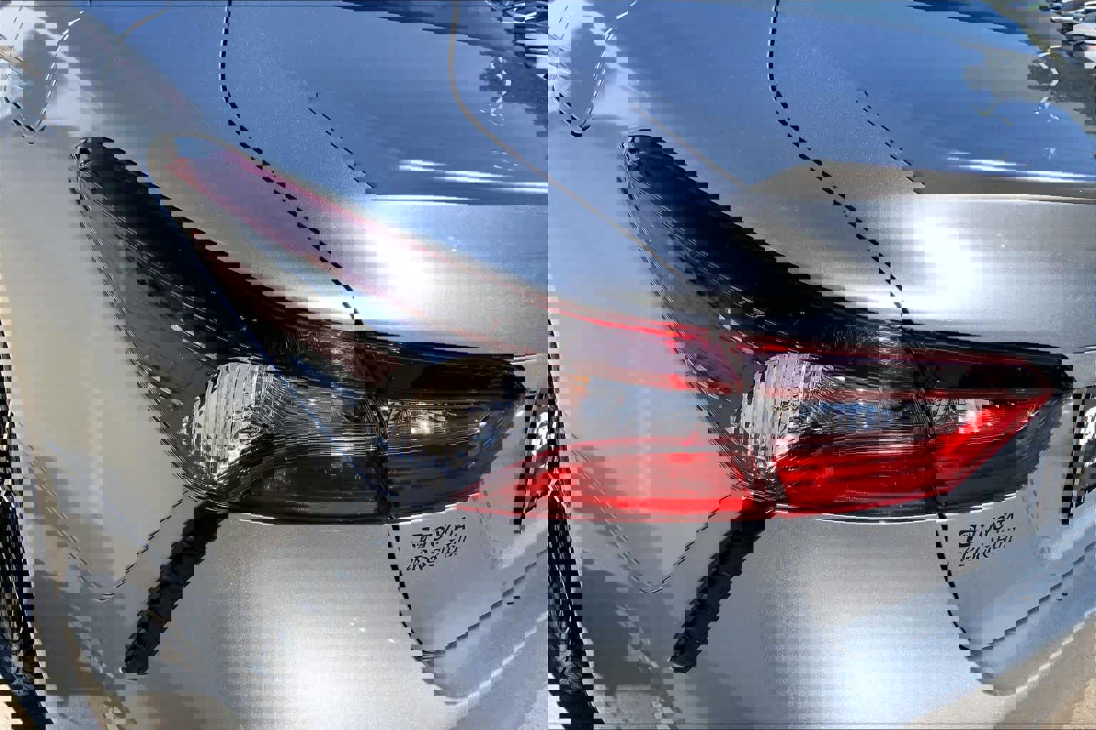 Used 2024 Toyota Camry SE FWD image 28