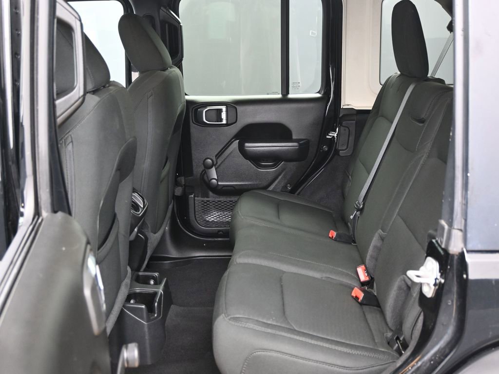 Used 2021 Jeep Wrangler Unlimited Sport image 29