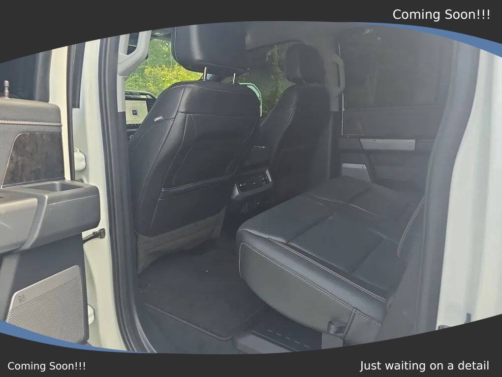 Used 2023 Ford F450 Lariat w/ Chrome Package AWD/4WD image 11