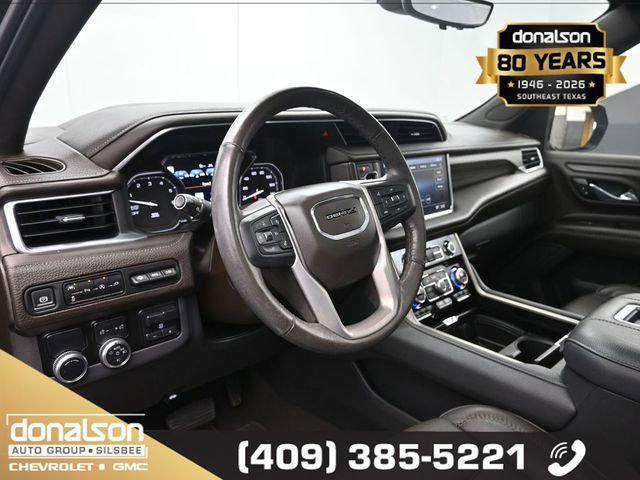 Used 2021 GMC Yukon Denali w/ Denali Premium Package image 8