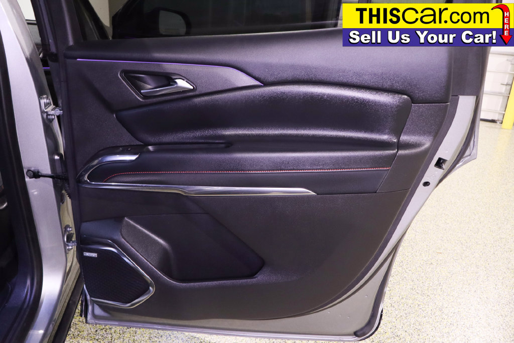 Used 2025 Chevrolet Traverse RS w/ LPO, Cargo Package FWD image 45