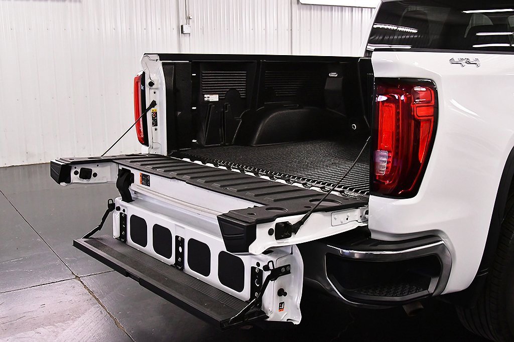 Used 2025 GMC Sierra 1500 SLT image 15