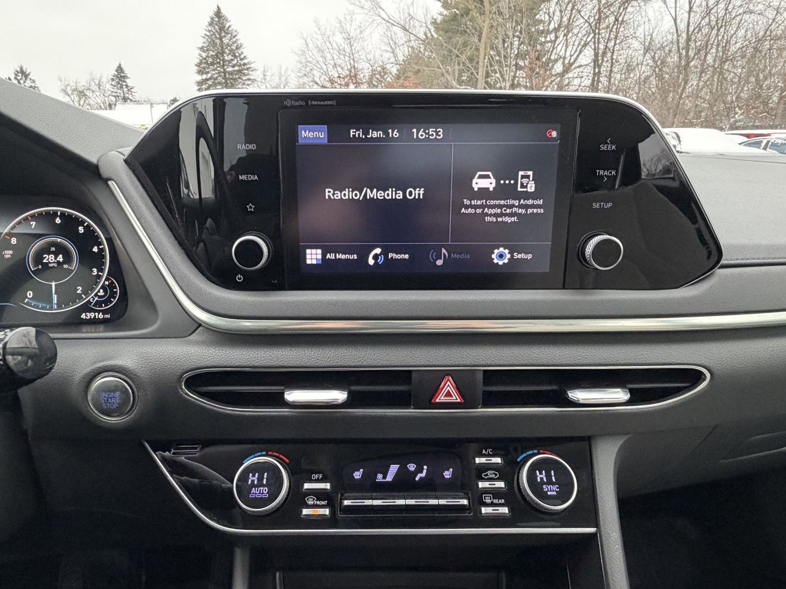 Used 2022 Hyundai Sonata SEL w/ Convenience Package image 16