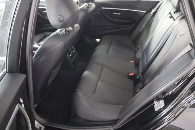 Used 2018 BMW 328d xDrive Wagon AWD/4WD image 21