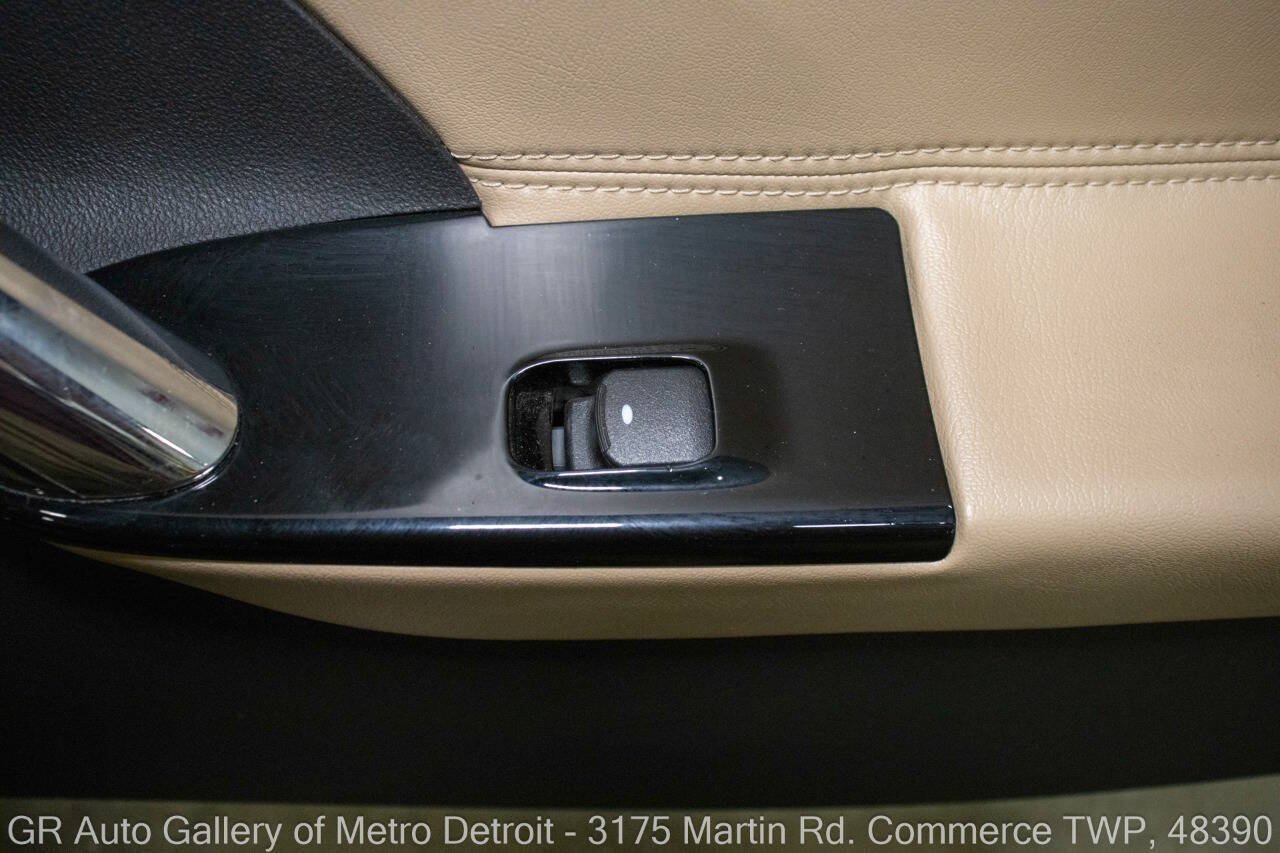 Used 2009 Saturn Sky Red Line RWD image 40