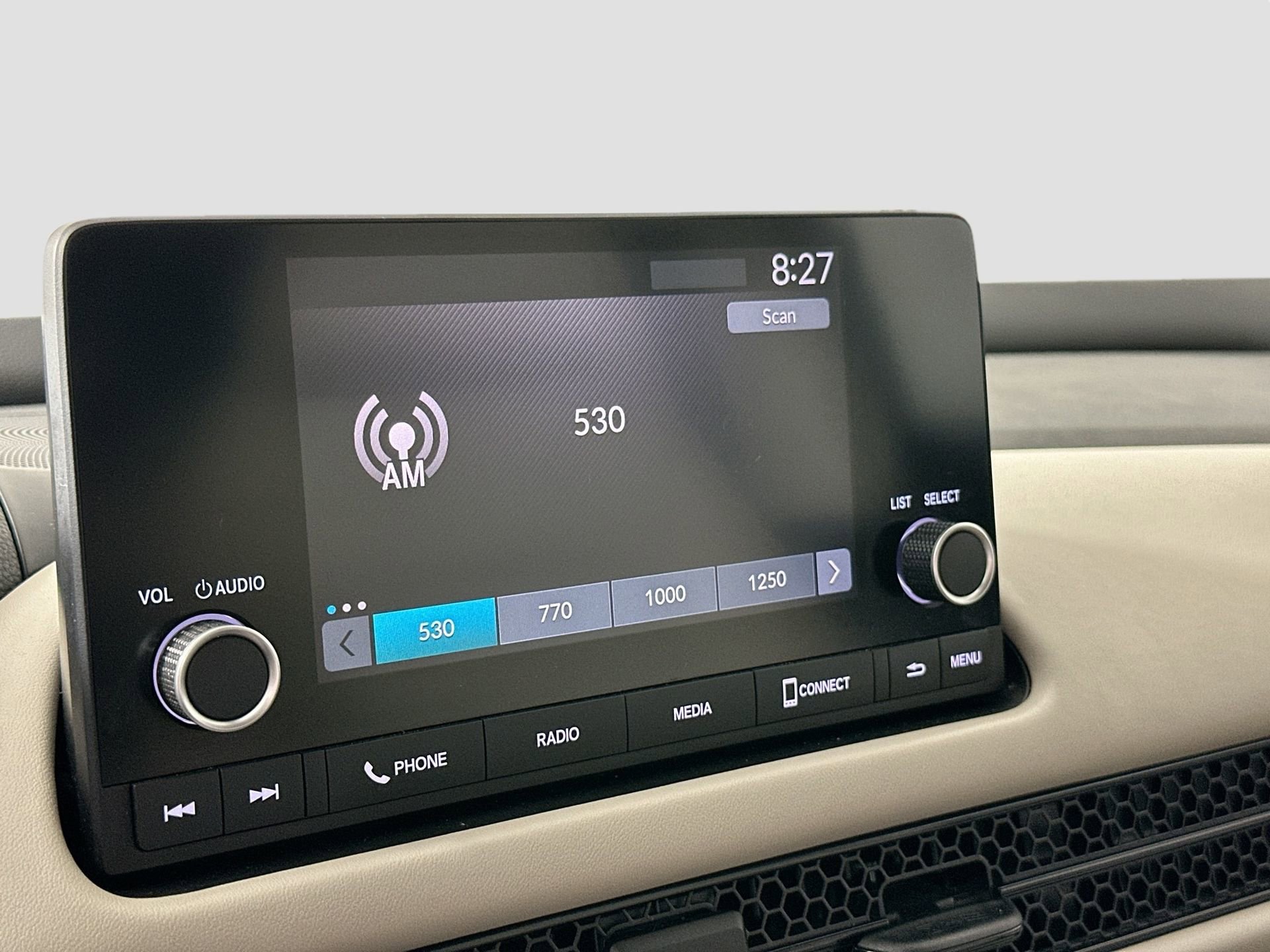 Used 2023 Honda HR-V LX image 13