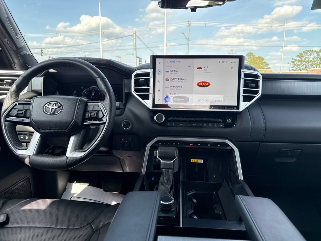 Used 2024 Toyota Tundra Platinum AWD/4WD image 15