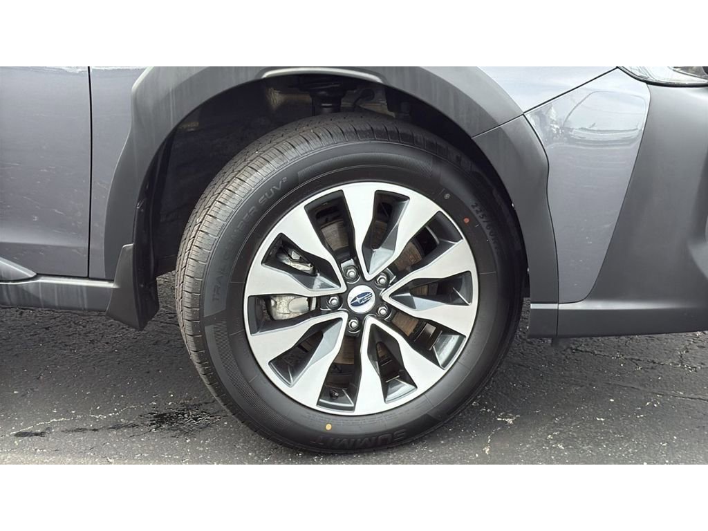 Used 2025 Subaru Outback Limited image 10