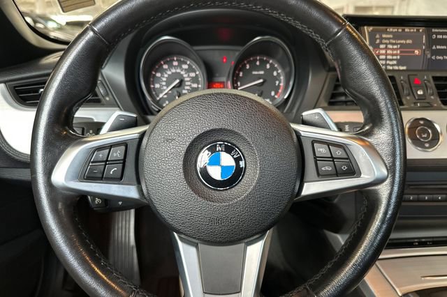 Used 2014 BMW Z4 sDrive35i RWD image 26