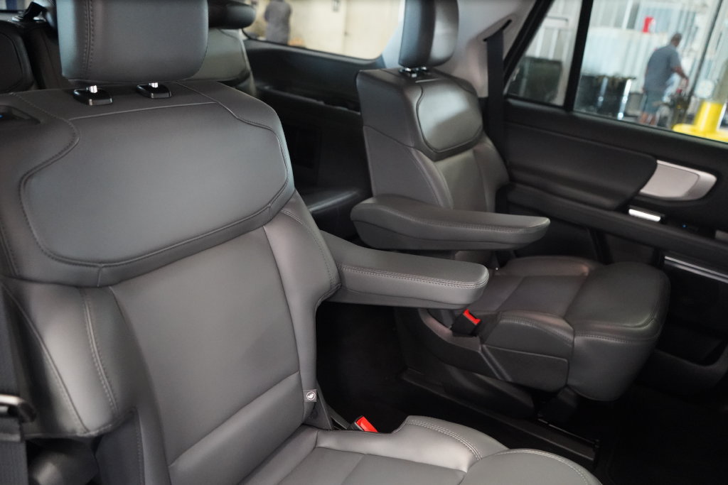 New 2026 Ford Expedition Active AWD/4WD image 26