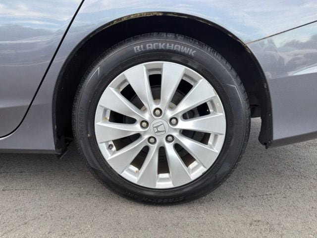 Used 2015 Honda Accord EX-L image 27