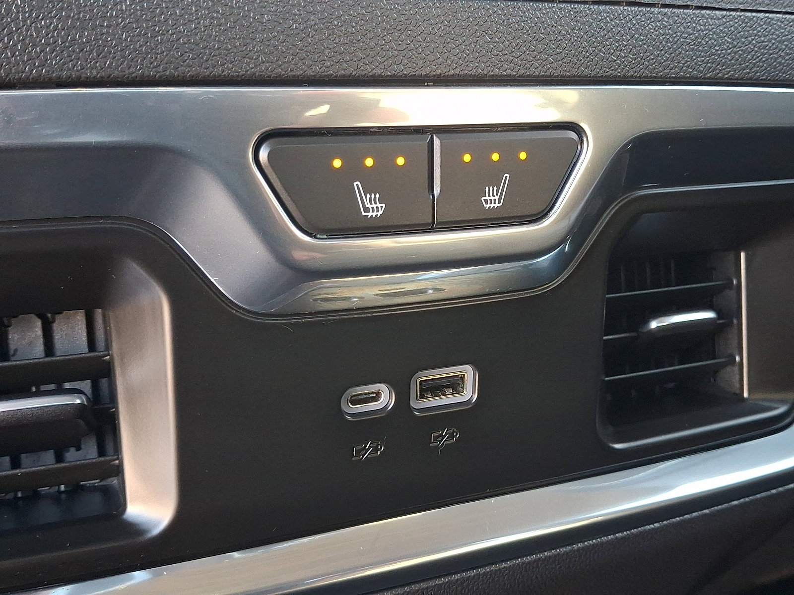 Used 2023 GMC Sierra 1500 SLT w/ SLT Premium Package image 11