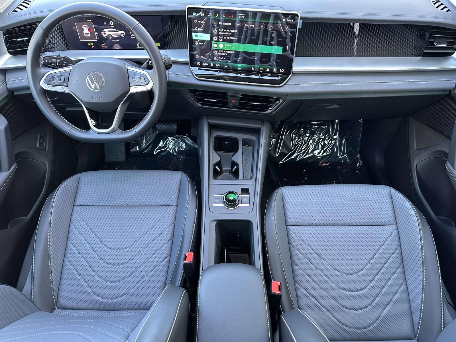 New 2026 Volkswagen Tiguan SE image 11