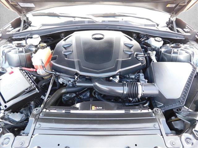 Used 2017 Chevrolet Camaro LT RWD image 28