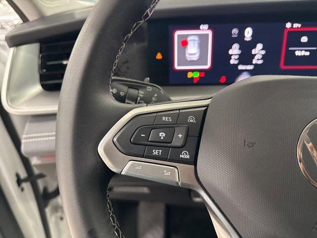 Used 2025 Volkswagen Tiguan SE image 20