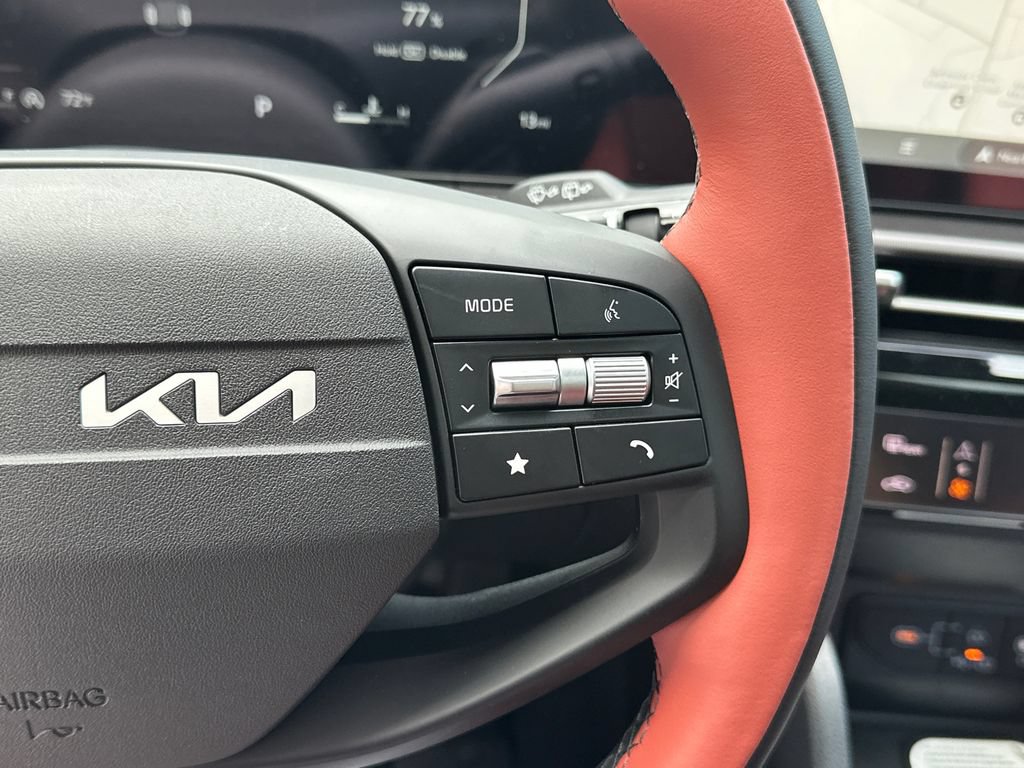New 2026 Kia Sportage SX FWD image 24