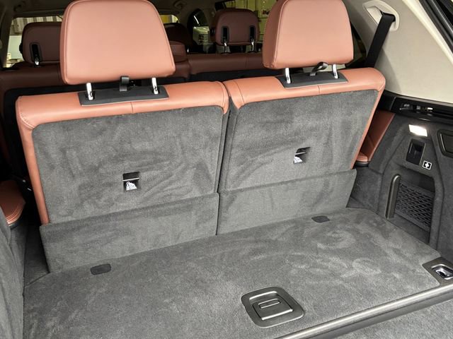 Used 2023 BMW X7 xDrive40i w/ Parking Assistance Package image 20