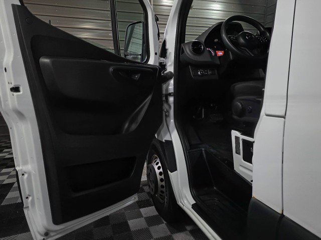 Used 2019 Mercedes-Benz Sprinter 170 image 28