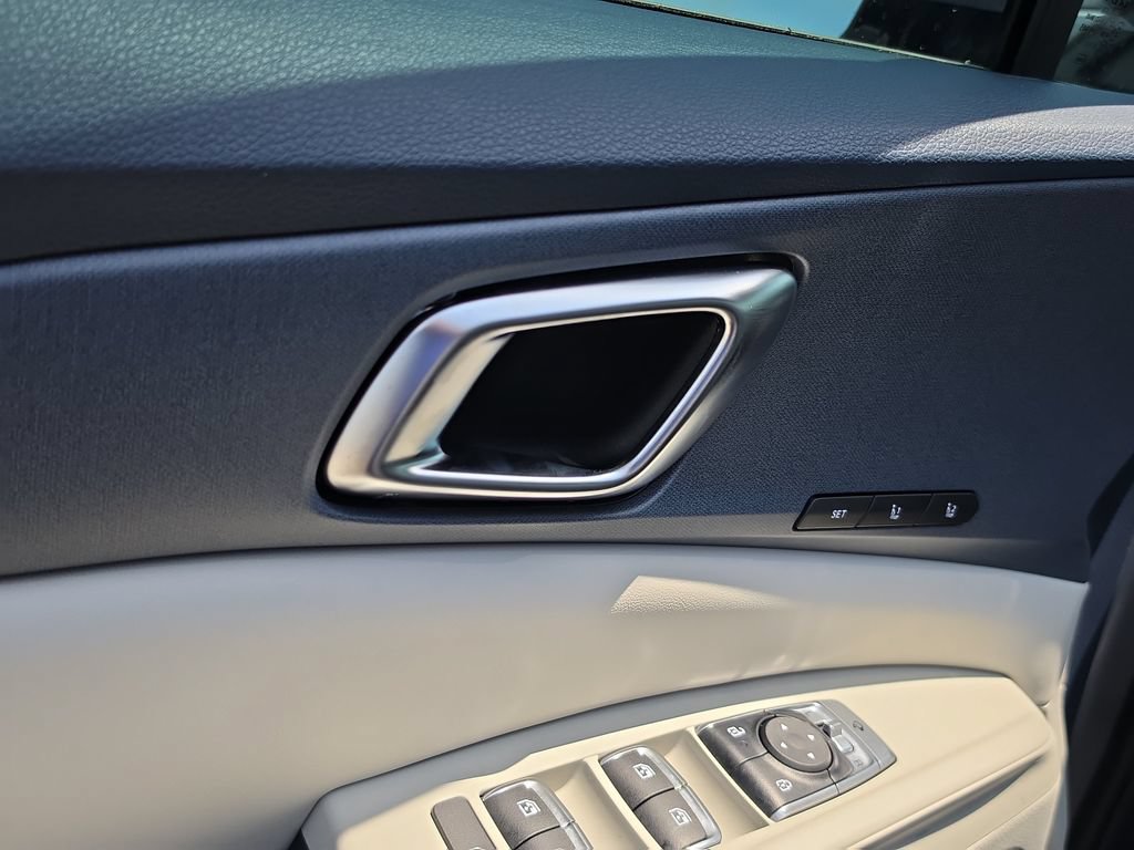 New 2026 Kia Carnival SX FWD image 20