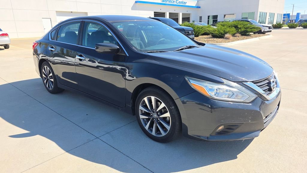 Used 2017 Nissan Altima 2.5 SV FWD image 7