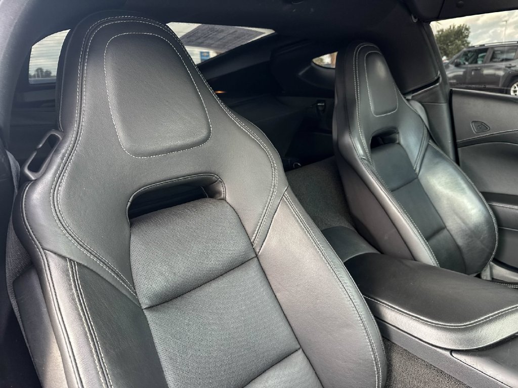 Used 2019 Chevrolet Corvette Grand Sport w/ Carbon Flash Badge Package RWD image 21