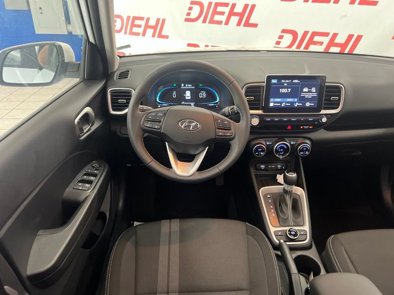 New 2026 Hyundai Venue SEL FWD image 29
