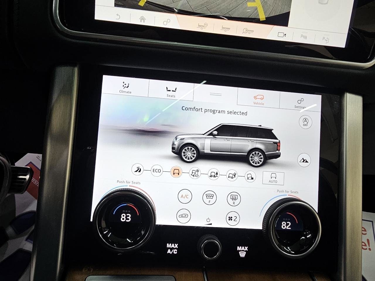 Used 2021 Land Rover Range Rover Long Wheelbase Autobiography image 31